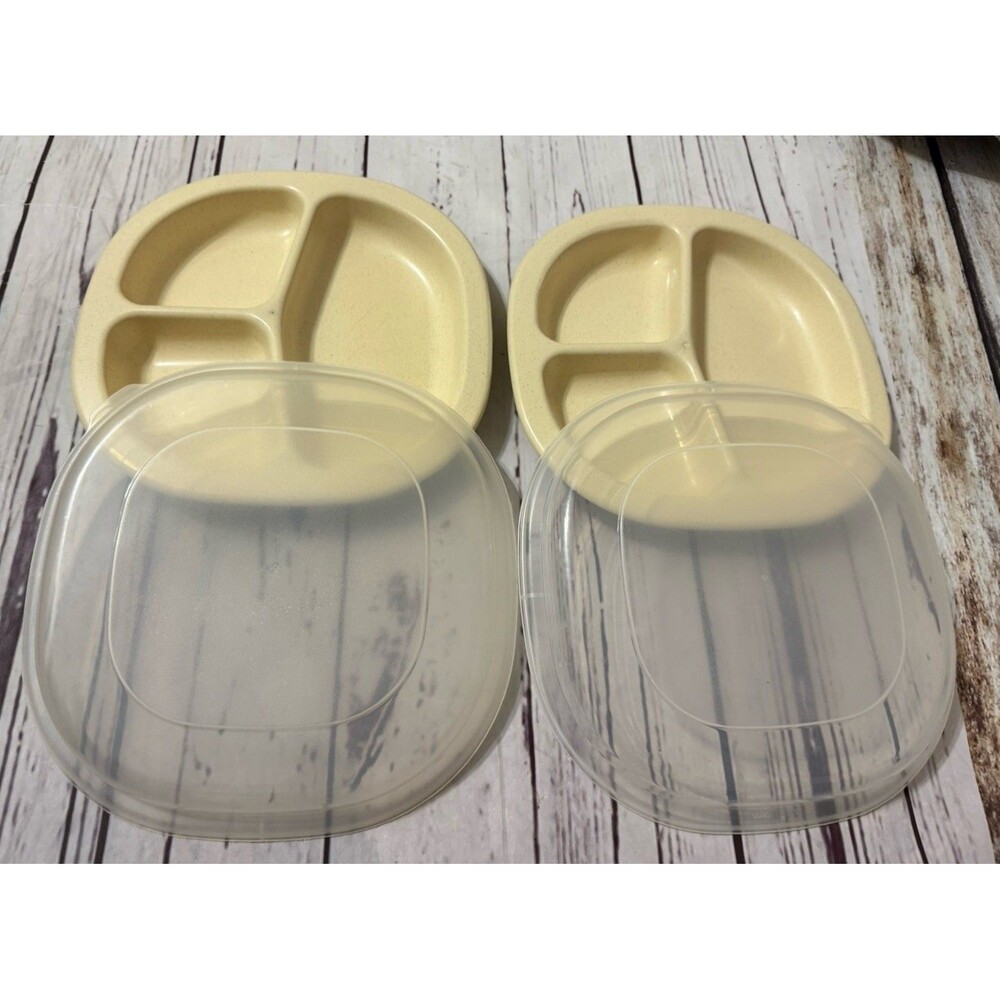 Rubbermaid Heatables Microwave Divided Dish With Lid Almond 0059 Lot of 2
